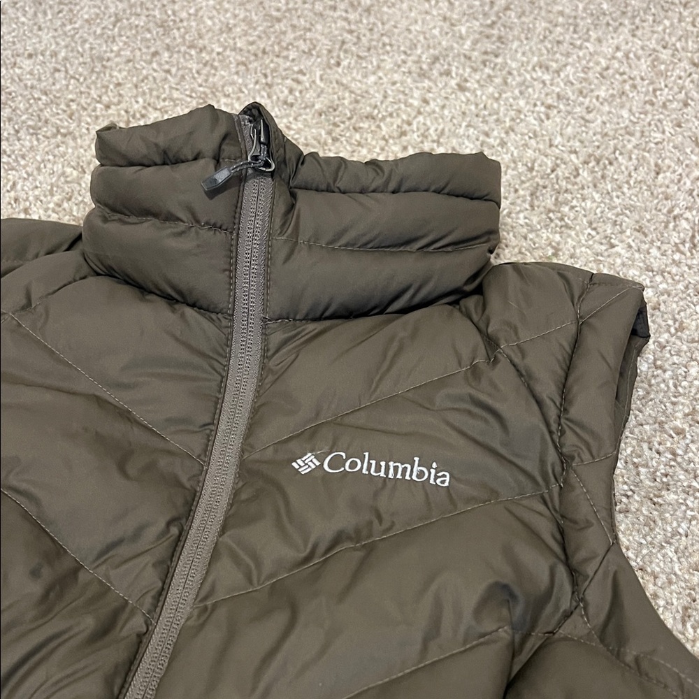Columbia Women’s Puffer Vest - Olive